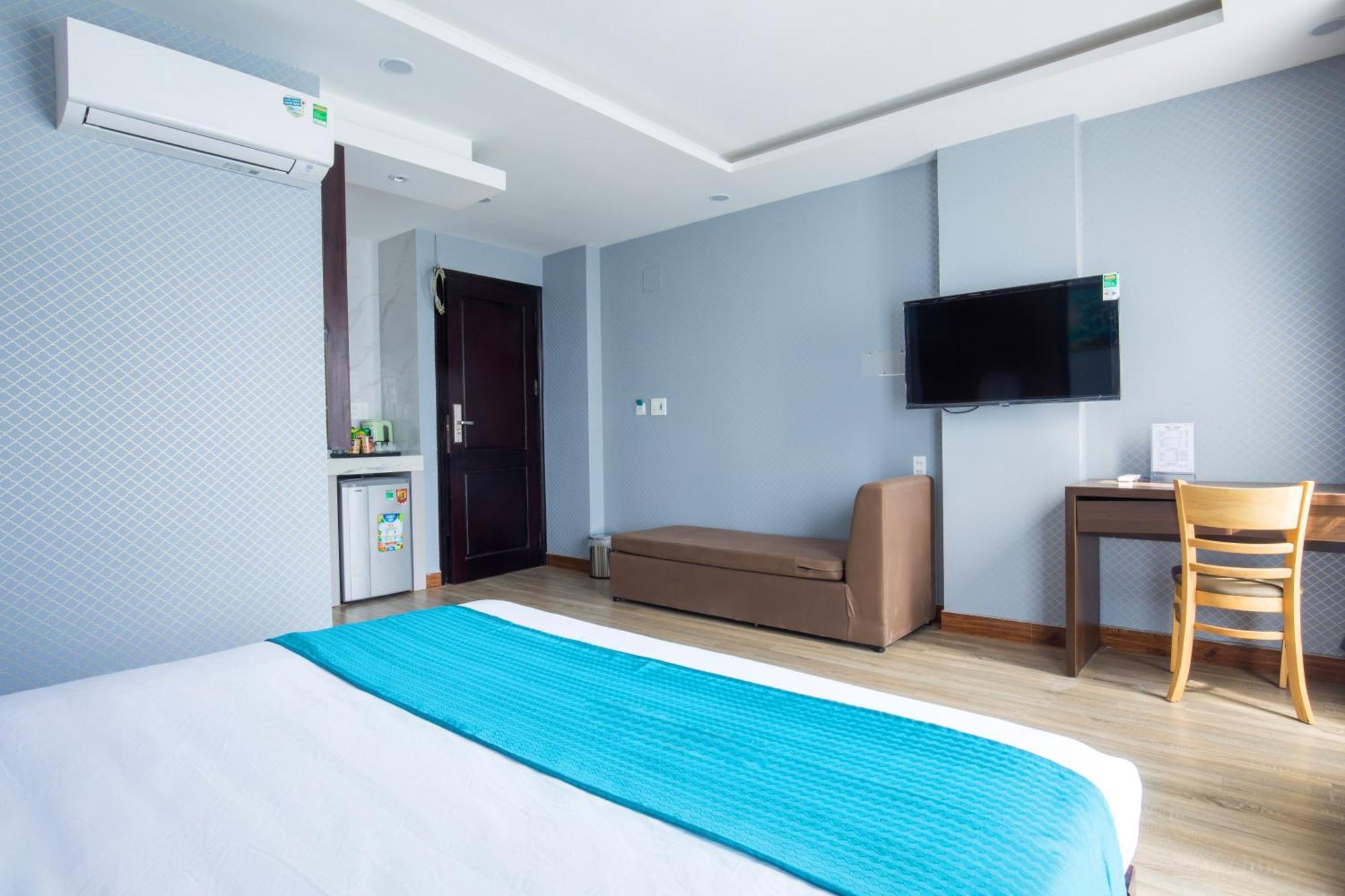 Blue Ocean Beachside Hotel Da Nang